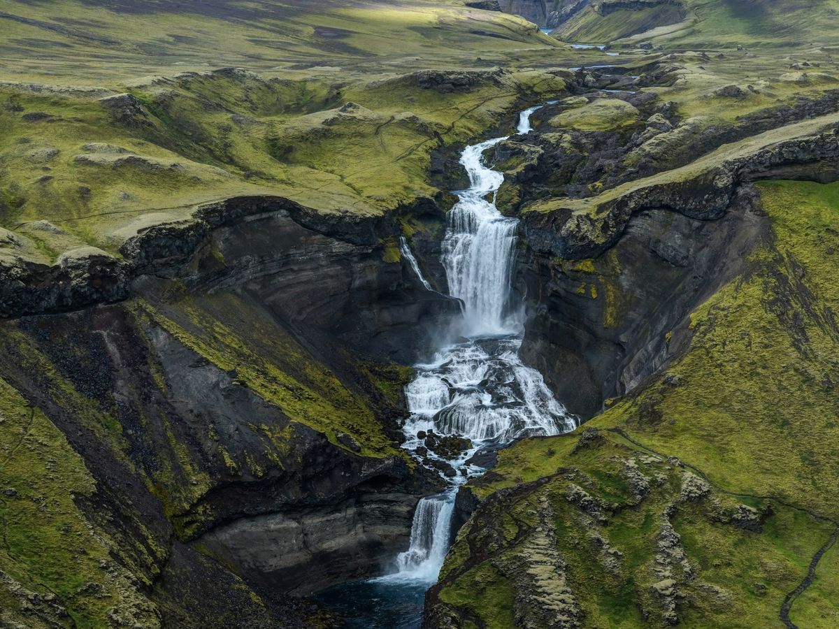 Go Chasing Waterfalls With These 15 Awe-Inspiring Images post thumbnail image