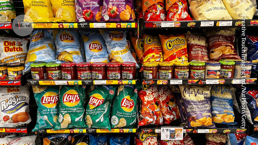 How a junk-food splurge can change your brain activity post thumbnail image