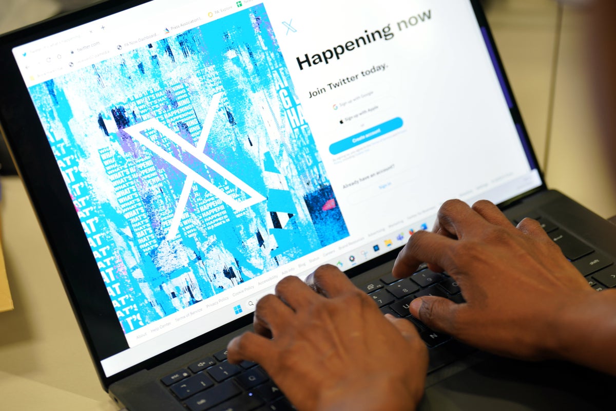 X boss Linda Yaccarino praises Meta’s decision to scrap fact checkers post thumbnail image