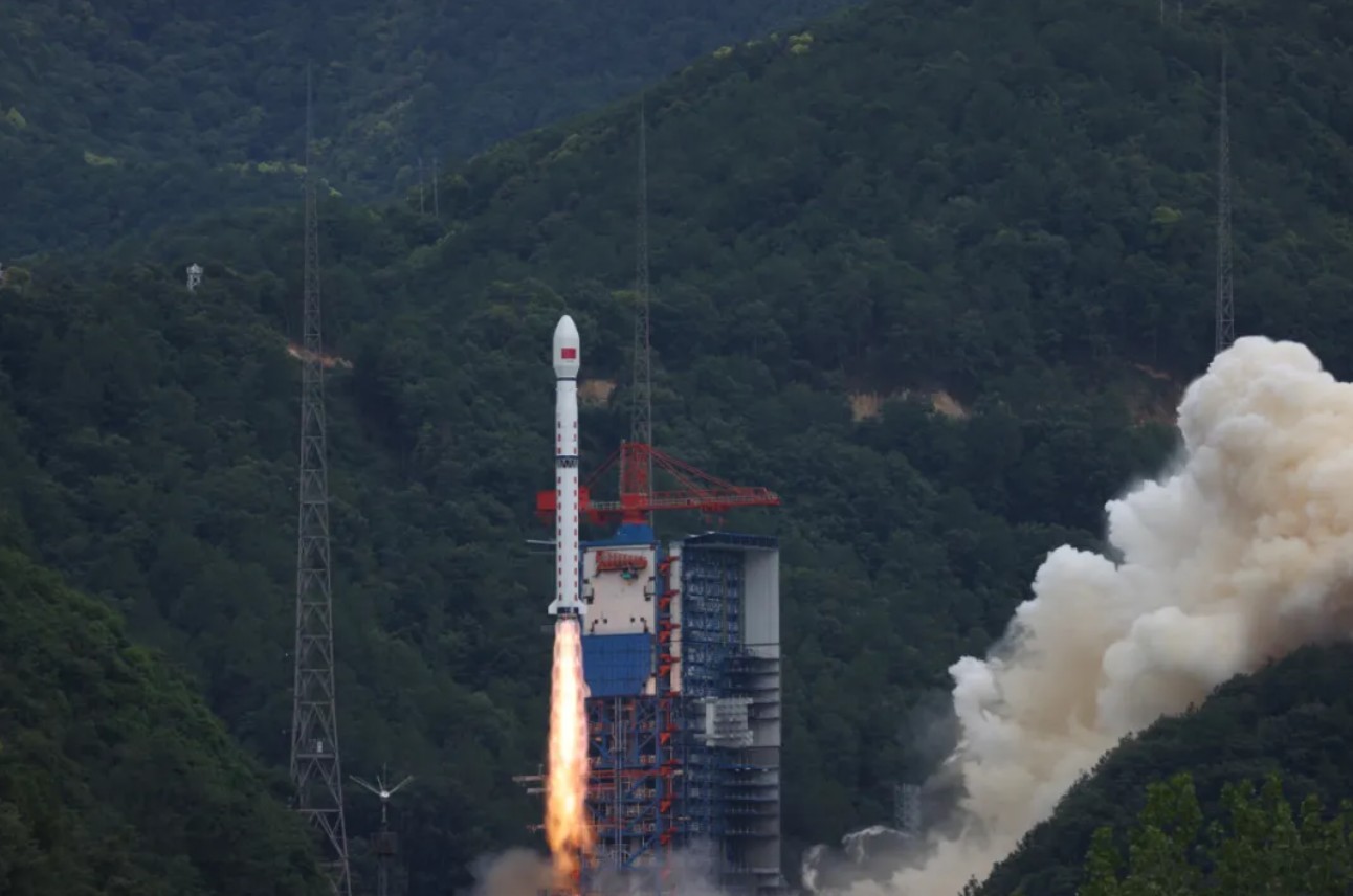 China launches first classified Shiyan-28B experimental satellite post thumbnail image